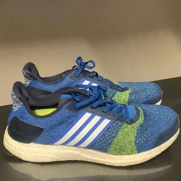 Adidas ultra boots size  8 - Picture 1 of 7